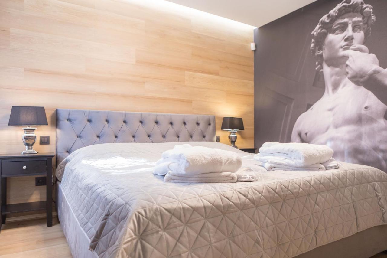 Kalvin Restaurant & Pension Rastislavice Екстер'єр фото