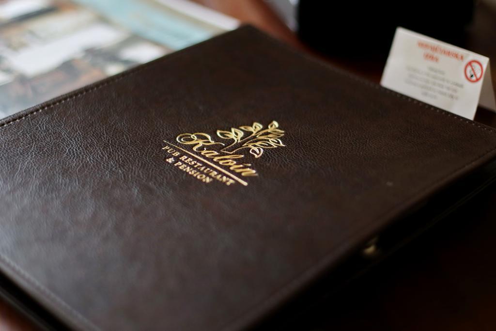 Kalvin Restaurant & Pension Rastislavice Екстер'єр фото